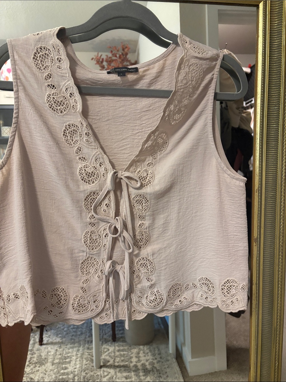 Adrianna Papell Lace-Trim Tie-Front Camisole in tan/cream